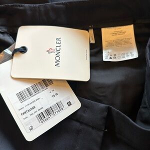 Moncler Elegant Trousers